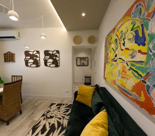 From Andrea apartment to the Colosseum, Рим (фото 8)