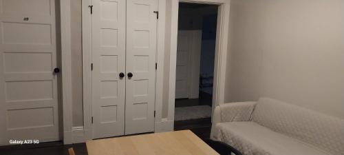 HomeStay in Boston - Dorchester Fields Corner Area in Boston, USA