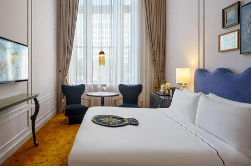 634839114 Maison Metier, in the Unbound Collection by Hyatt