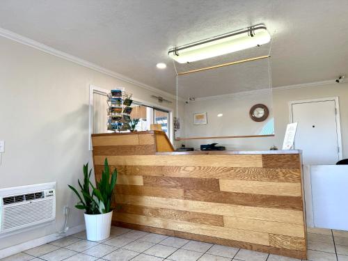 大堂, 斯努茲旅館 (Snooz Inn) in 威爾遜維爾 (OR)