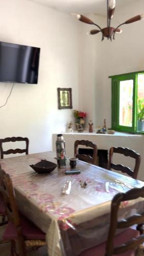 Iekārtas, Bendecida in Loma Bola