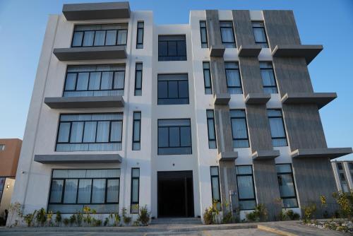 One-Bedroom Apartment image 1