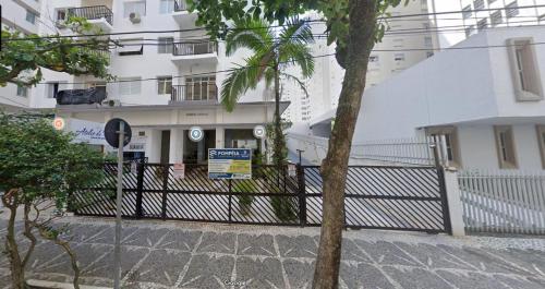 Exterior view, Lindo apartamento em Pitangueiras Guaruja meia quadra do mar in Pitangueiras