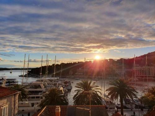 Hvar Bayfront