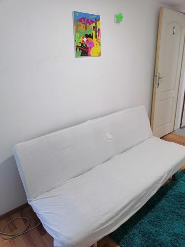 One-Bedroom Apartment image 10