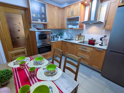 ห้องครัว, Apartamento Portugalete Gran Bilbao 3 dormitorios - 3 bedrooms in พอร์ทูกาลีท