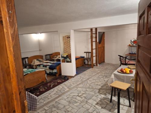 At Pikotiko's - Korca City Rooms for Rent