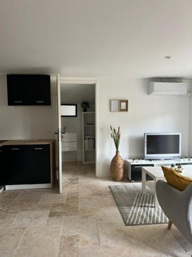 maison 3 chambres avec jardin gîte à louer Le Haillan