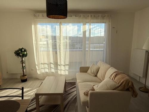 Apt Neuf Centre Saint-sever, Rouen