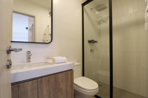 Liven in Miraflores by Wynwood House