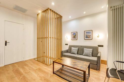 Modern and renovated apartment next to Sacré-Coeur - image 8