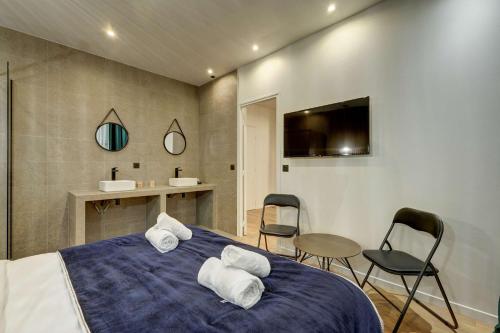 Modern and renovated apartment next to Sacré-Coeur - image 10