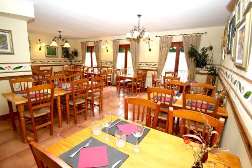 EVA & TRAVEL - Hotel LA BOTIGA in Prades
