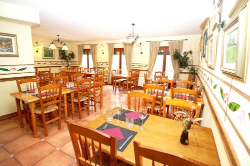 EVA & TRAVEL - Hotel LA BOTIGA in Prades