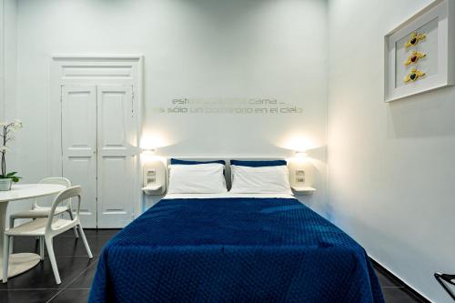 Skyhouse Chiatamone Room Type - Comfort Double Room