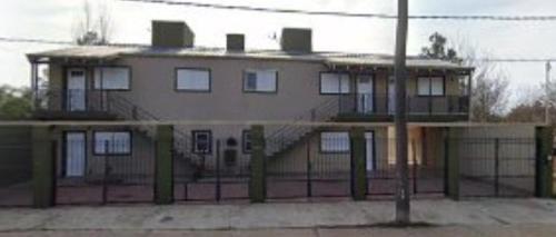 2 bedrooms, 4 beds