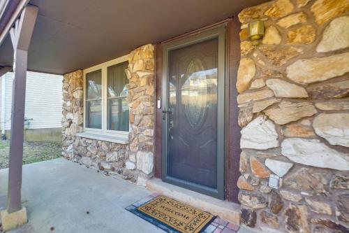 12 Mi to Dtwn St Louis Family Home with Fireplaces! in Fairview Heights (Illinois)