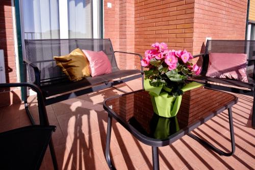 Double Room with Terrace image 1
