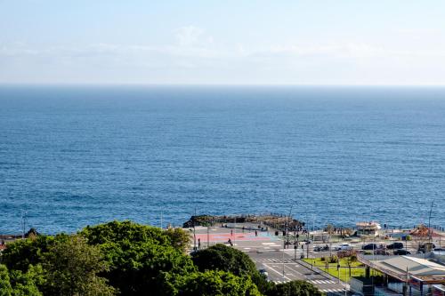 Triple Room with Sea View image 2