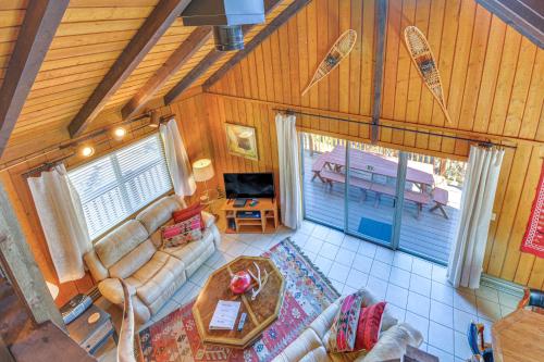 McCall Creekside Cabin Secluded Buena Vista Gem! in Nathrop, USA