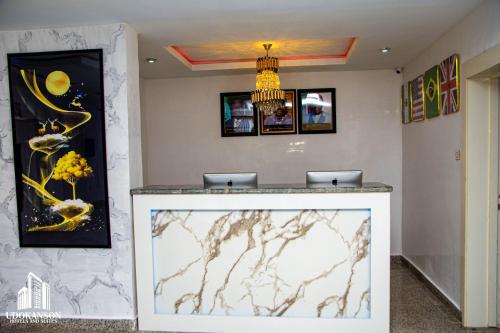 Udokanson Hotel And Suites in Agbor