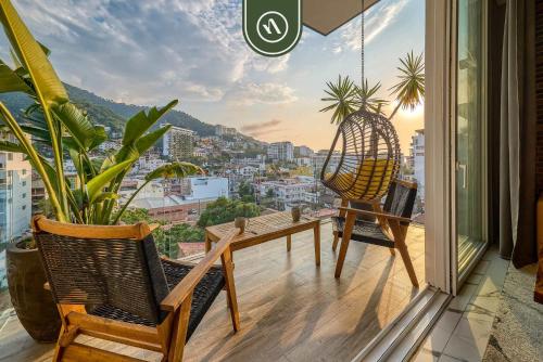 1BR Condo with Balcony - Gym - Pool in Puerto Vallarta, Mexico