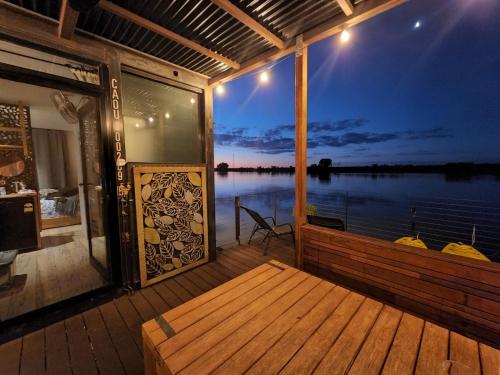 Erkély/terasz, Lake Wellington Luxury Retreat in Wellington (SA)