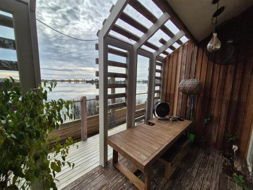 Erkély/terasz, Lake Wellington Luxury Retreat in Wellington (SA)