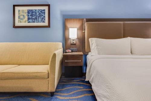 Holiday Inn Ponce & El Tropical Casino an IHG Hotel - image 2