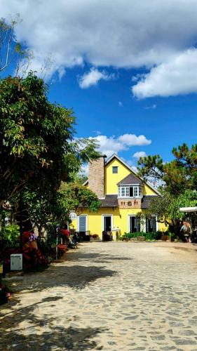 Villa de Kim Dalat, Ấp Xuân An