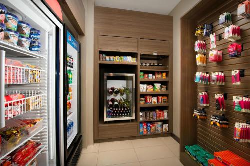 Residence Inn by Marriott Miami Airport West/Doral - image 6