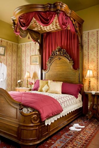 Garth Woodside Mansion Bed and Breakfast
