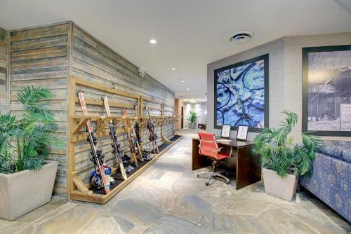 Centre d’affaires, Blackcomb Lodge in Whistler (BC)