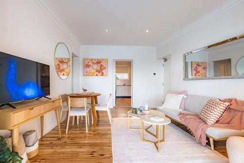 Best Harbour Views & location in Sydney - image 9