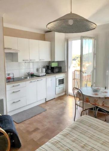 . Studio confortable à Amélie-les-Bains, 28 m², balcon avec vue