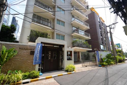 Baan Sukhumvit14, Bangkok