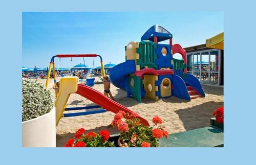 Strand, Hotel Arno in Misano Adriatico