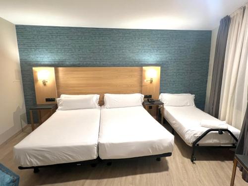 Hotel Zentral Ramiro I Oviedo - image 2