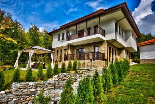 Villa Eta - Accommodation - Apriltsi