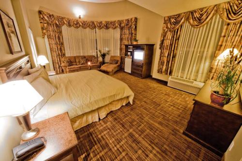 King Suite with Spa Bath- Non-Smoking