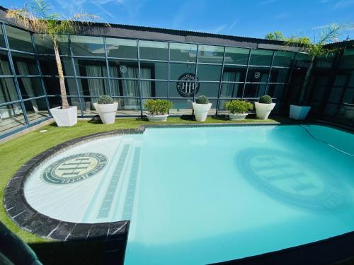 Halfway House Hotel Halfway House Hotel