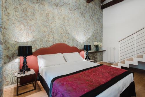 Superior Double Room image 3