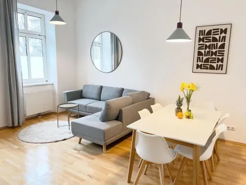 Family & Friends Apartment at Stadthalle in Wien, Österreich