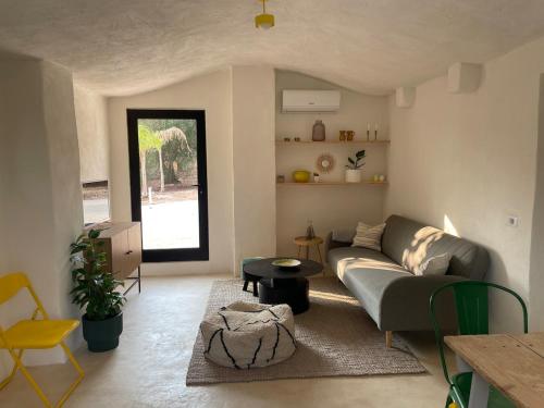 Lamia KAVA - Martina Franca - autarky house