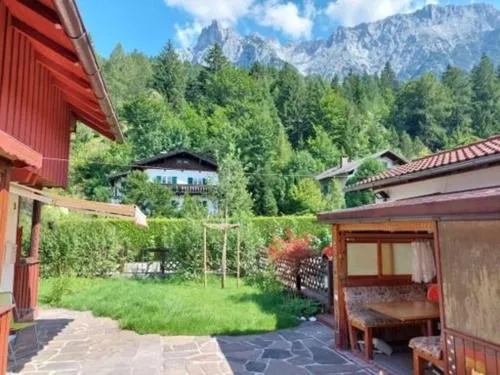 Häuschen Kunterbunt in Mittenwald, Deutschland