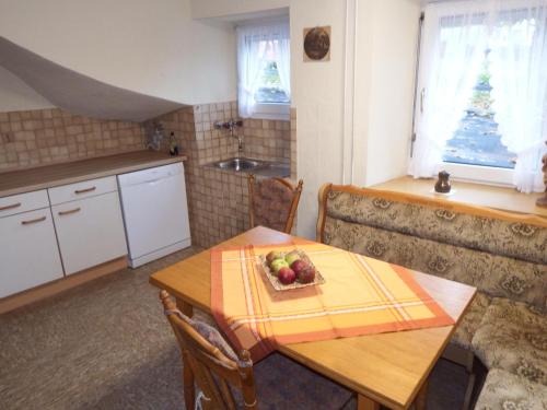 廚房, Ferienhaus Eckstein in 多伊德斯費爾德