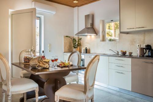 Two-Bedroom Apartment with Terrace image 10