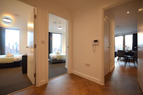 Suite Life - 2-Bed 1-Bath Top-Floor in New Cross, Manchester (foto 10)