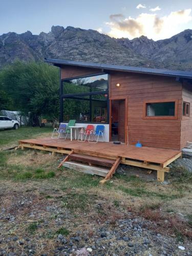 Cabaña cerca del rio