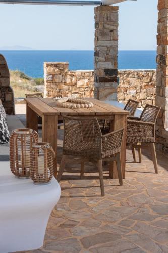Iekārtas, Kalliston Naxos in Akrotiri (Cyclades)